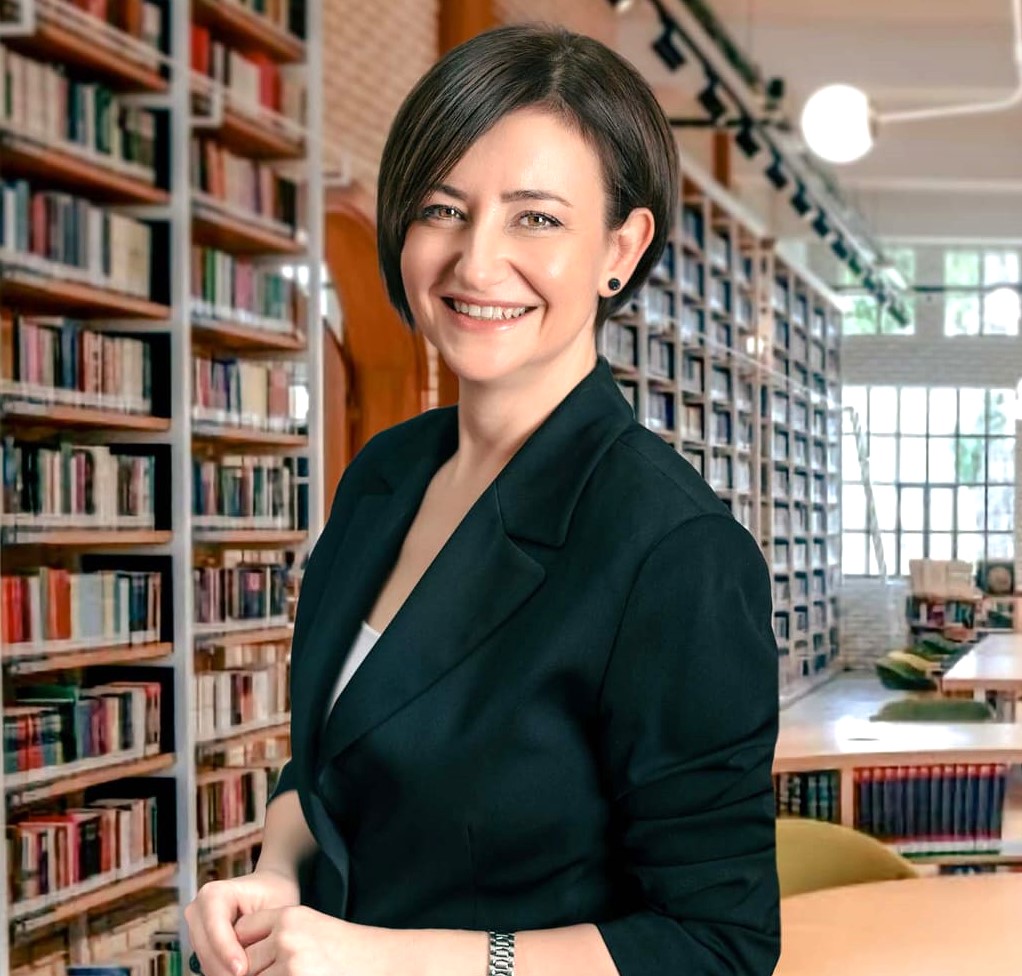 Emine SEZER Emine SEZER